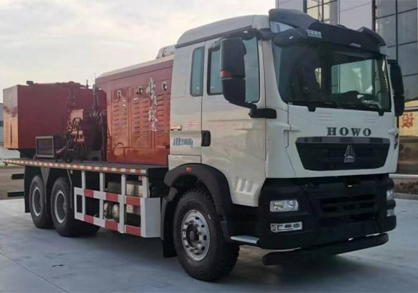 压裂车